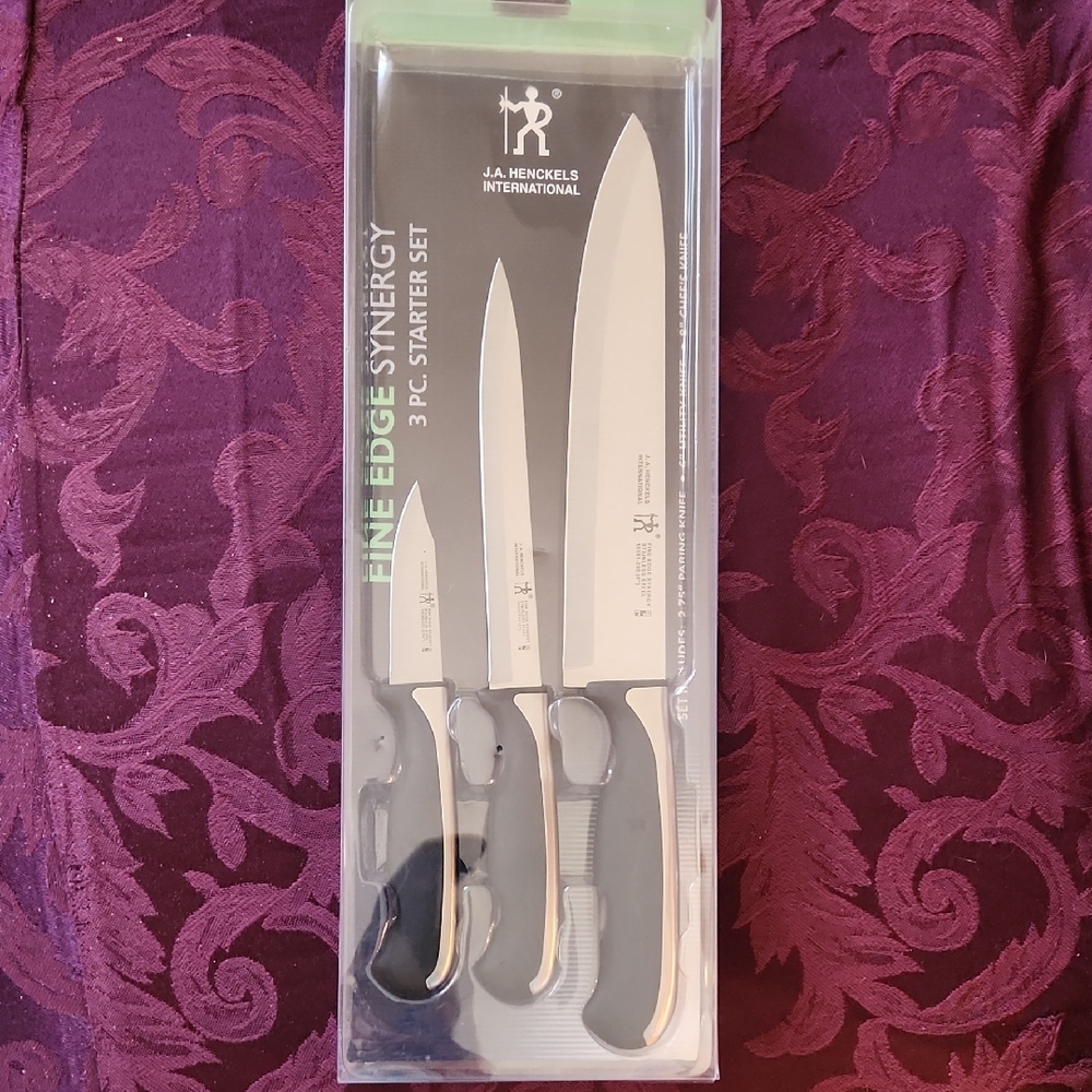 Knife Set - Silver and Black